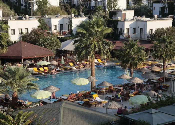 酒店 Club Mira Luna 博德鲁姆